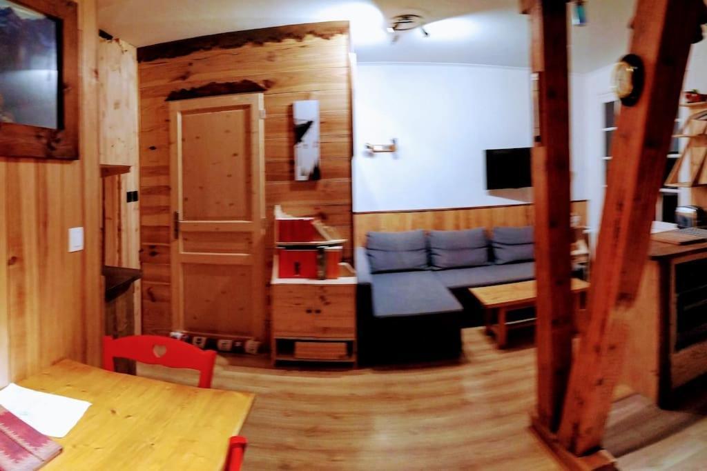 Mon Petit Appartement Montagnard Du Plateau Saint-Hilaire  Exterior photo